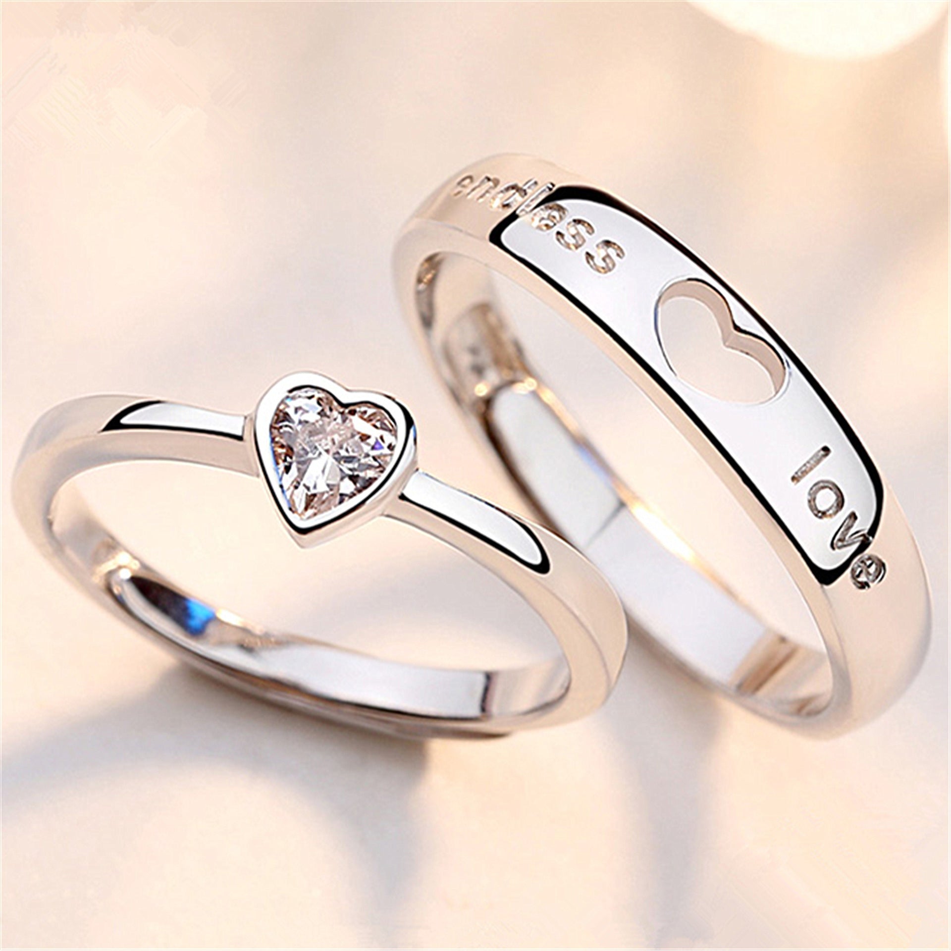Japanese And Korean Men And Women'S Heart To Heart Love For The Ring